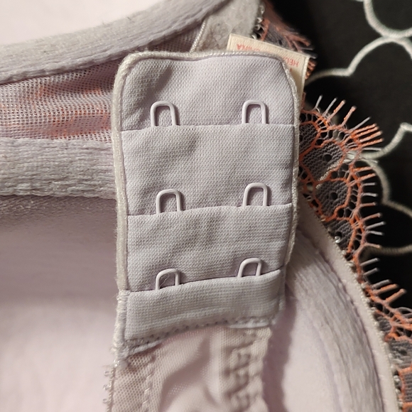 💕 Vintage EUC Victoria's Secret Dream Angels Lined Demi Underwire Bra, Lavender - Picture 10 of 10